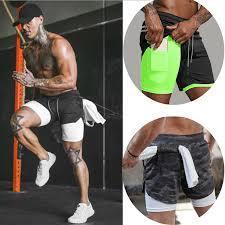 Pantalones cortos de fitness 2 en 1.